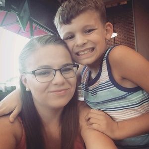 Meet your Posher, Sara